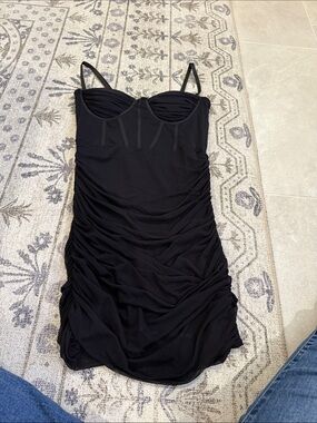 Shero Classic Black Ruched Bodycon Dress